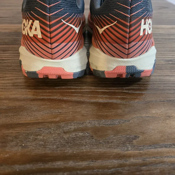 Hoka One Women’s Torrent 2  Running Shoes Size 7.5 Castlerock/Camelia - Picture 6 of 13